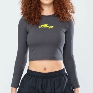 INAKA Tundra Cropped Long Sleeve Shirt Gray Small NWT